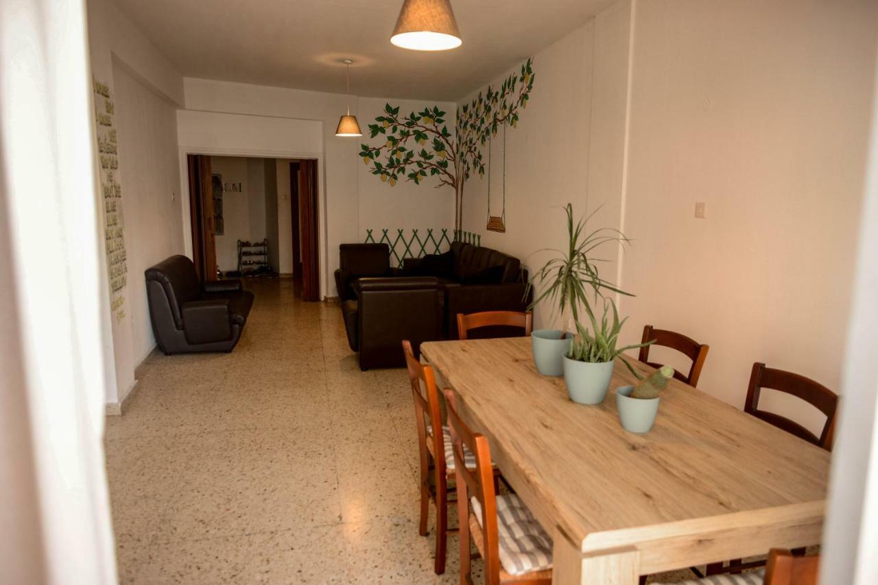 Katka Hostel Larnaca Ngoại thất bức ảnh